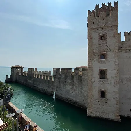 아파트 Castello Mavino *