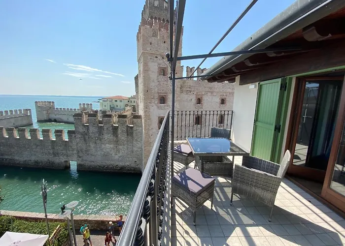 Castello Mavino Apartman Sirmione