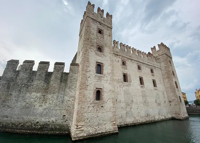 Castello Mavino Apartman *